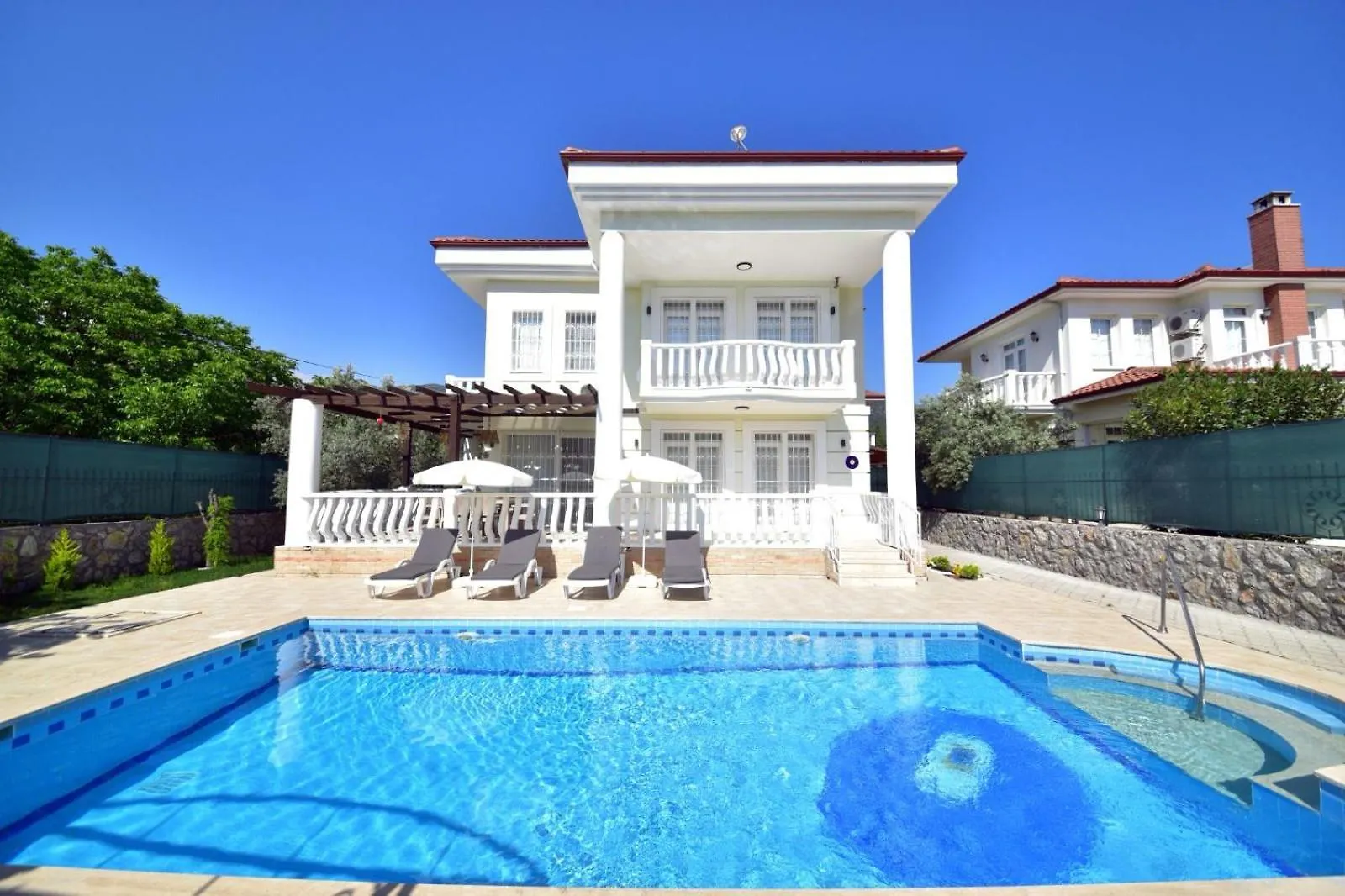 Alya Uezuemlue Villa Fethiye